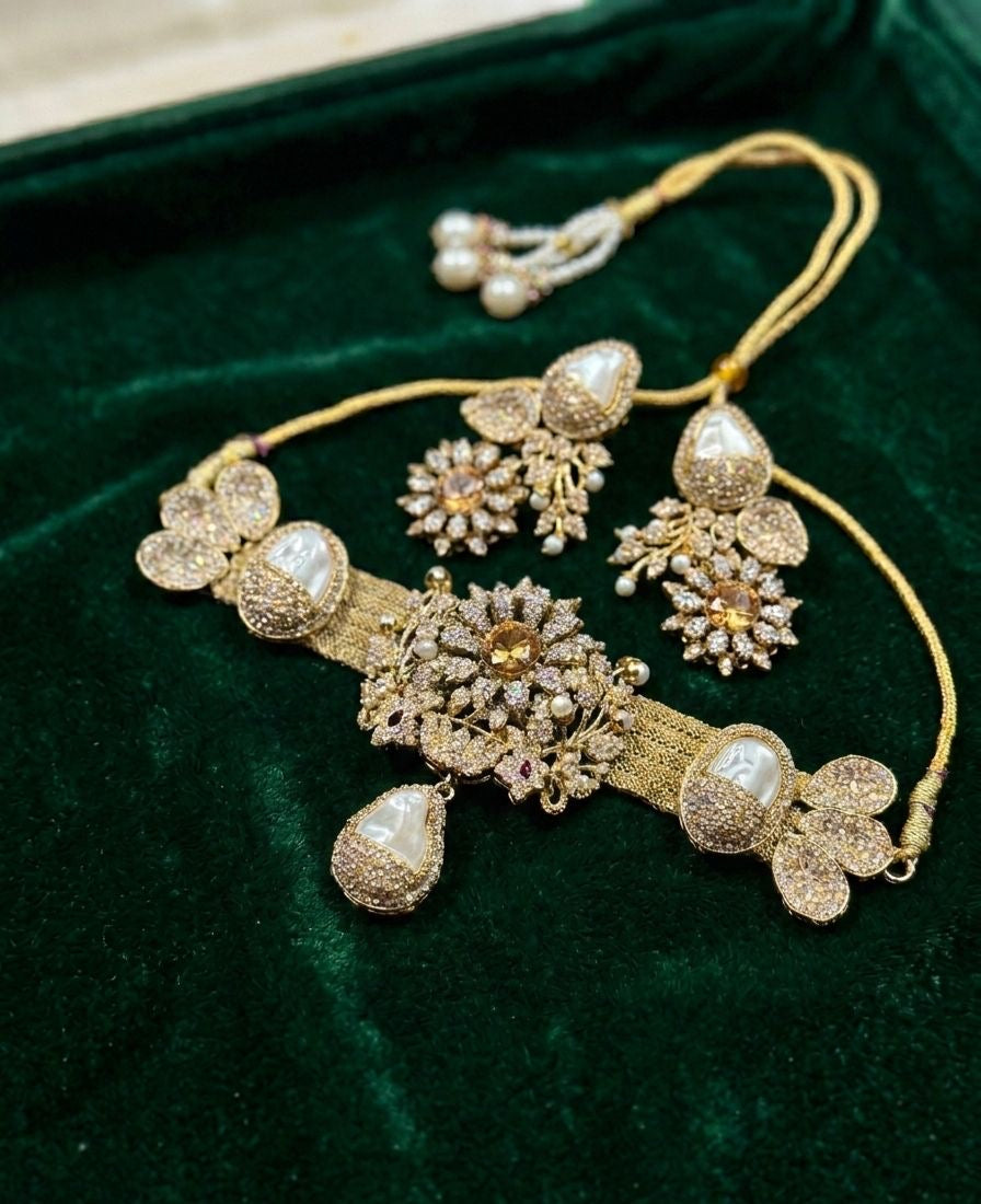 Flower Choker