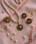 Flower Pendant With Ring