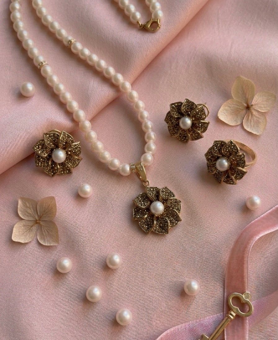 Flower Pendant With Ring